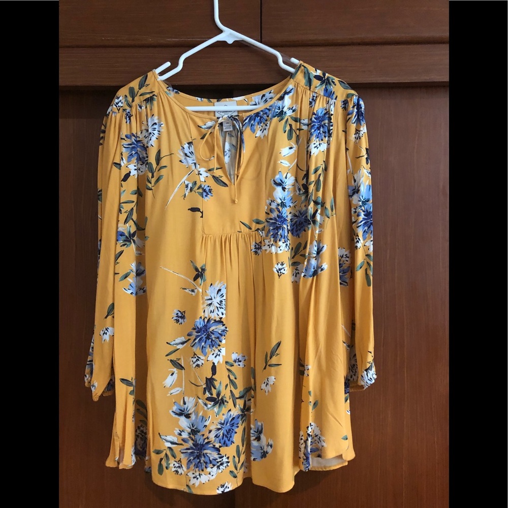 NWT ST. JOHN’S BAY Long Sleeve Blouse